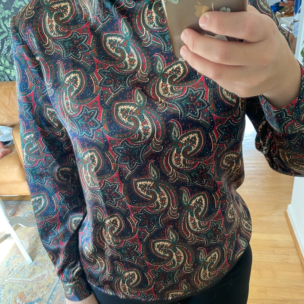 VTG Holiday Blouse